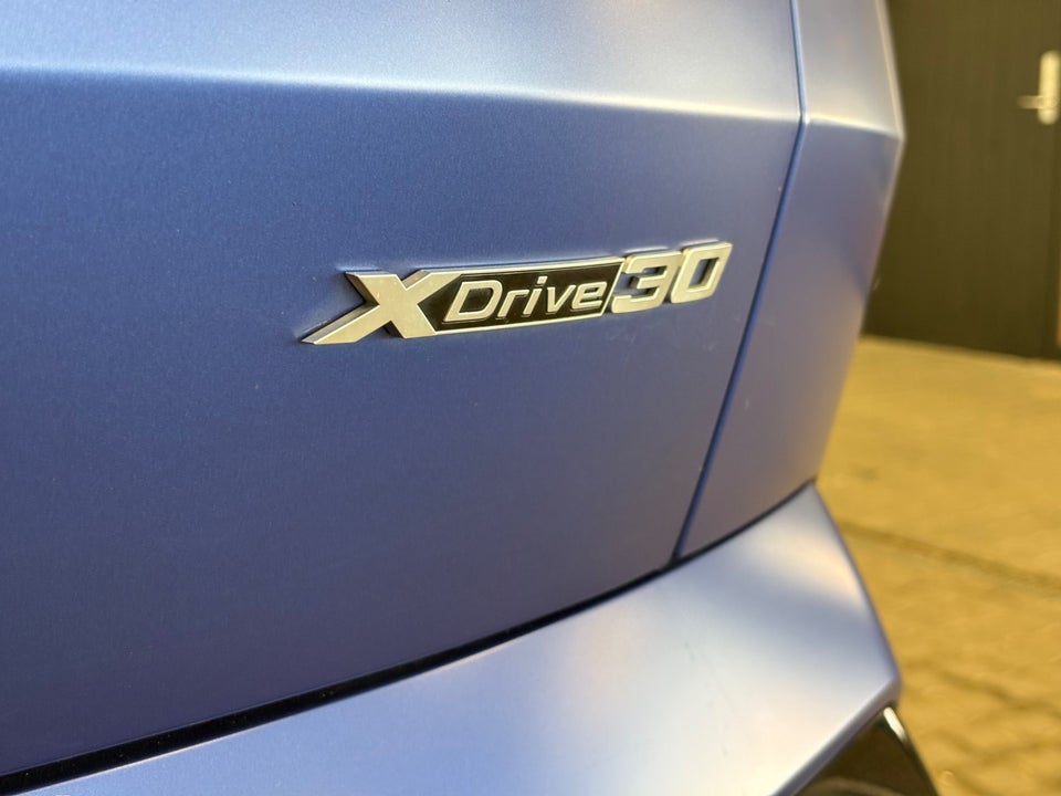 BMW iX2 xDrive30 Fully Charged M-Sport 5d