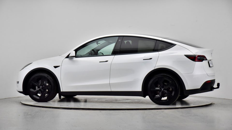 Tesla Model Y Long Range AWD 5d