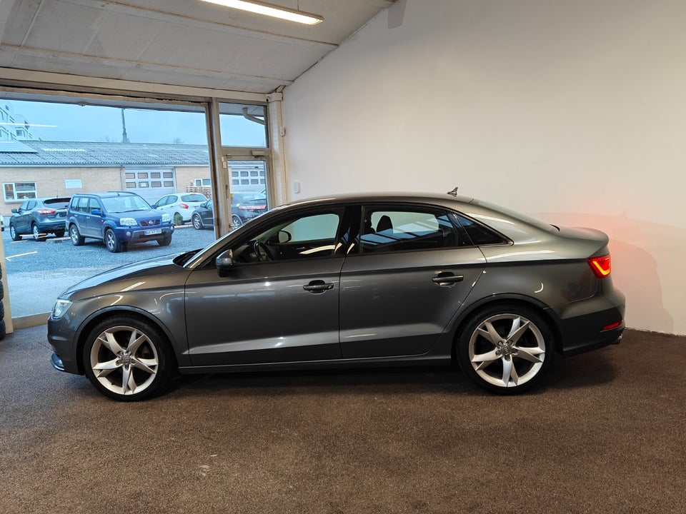Audi A3 2,0 TDi 150 Ambition S-tr. 4d