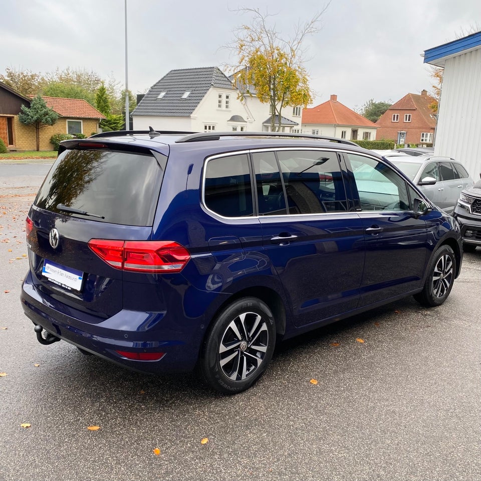 VW Touran 1,6 TDi 115 IQ.Drive DSG 7prs 5d