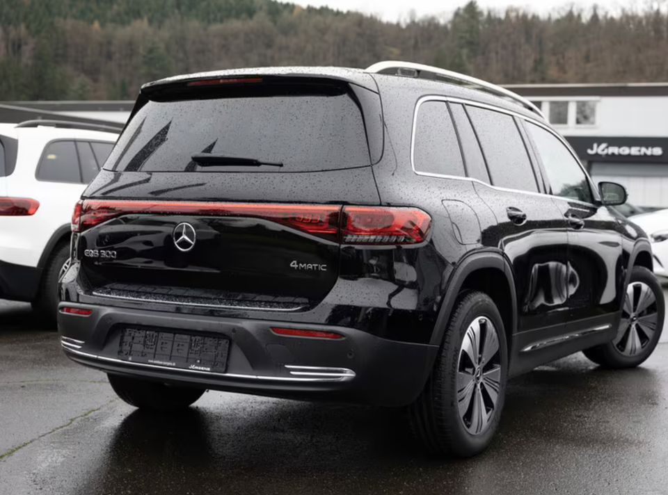Mercedes EQB250 5d