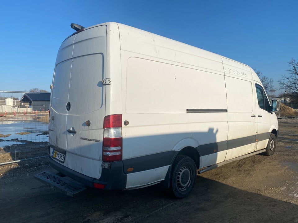 Mercedes Sprinter 319 3,0 CDi R3L Kassevogn aut. 5d