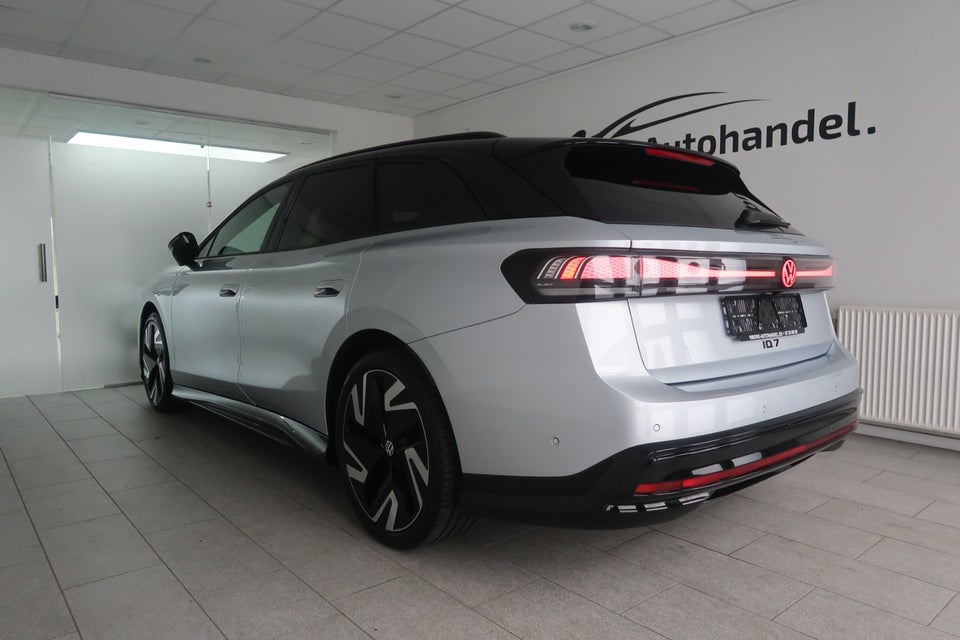 VW ID.7 86 Style S Tourer 5d