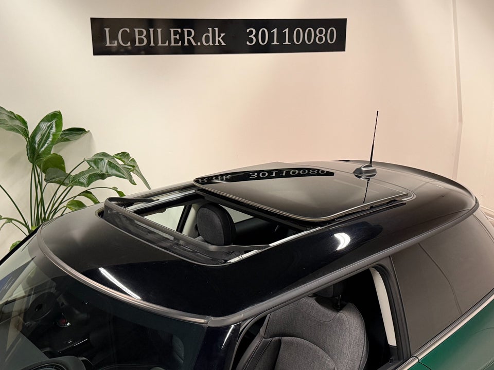 MINI Cooper SE Classic Trim 3d