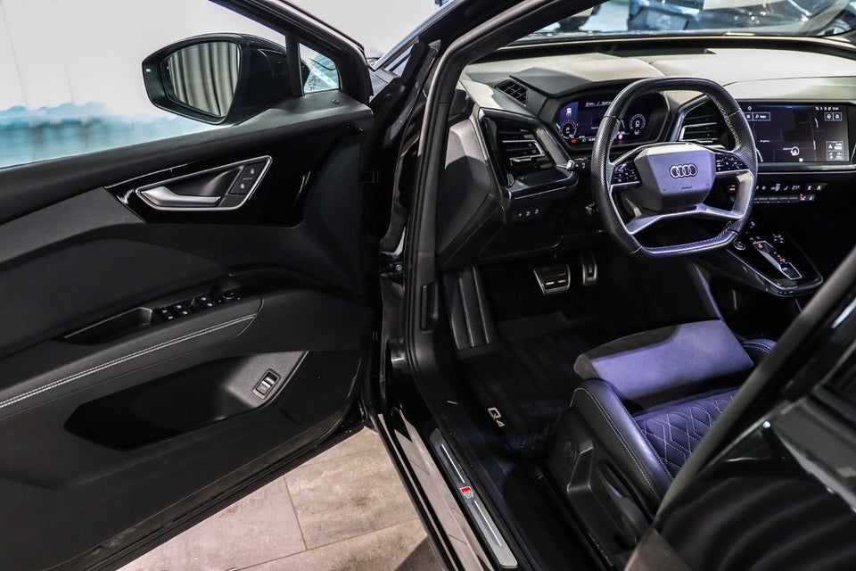 Audi Q4 e-tron 45 S-line Sportback quattro 5d