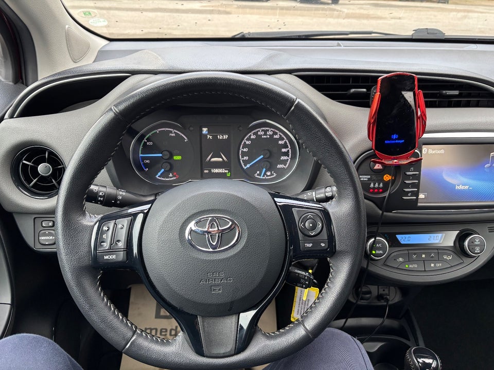 Toyota Yaris 1,5 Hybrid H1 e-CVT 5d