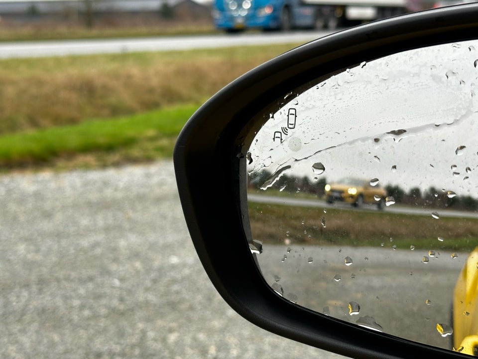 Renault 5 E-Tech 52 Iconic 5d