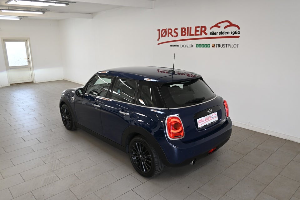 MINI Cooper 1,5 Essential Edition 5d