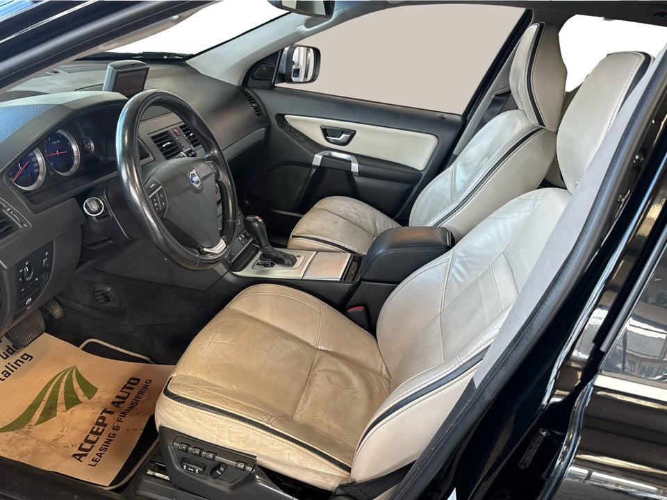 Volvo XC90 2,4 D5 200 R-Design aut. AWD 7prs 5d