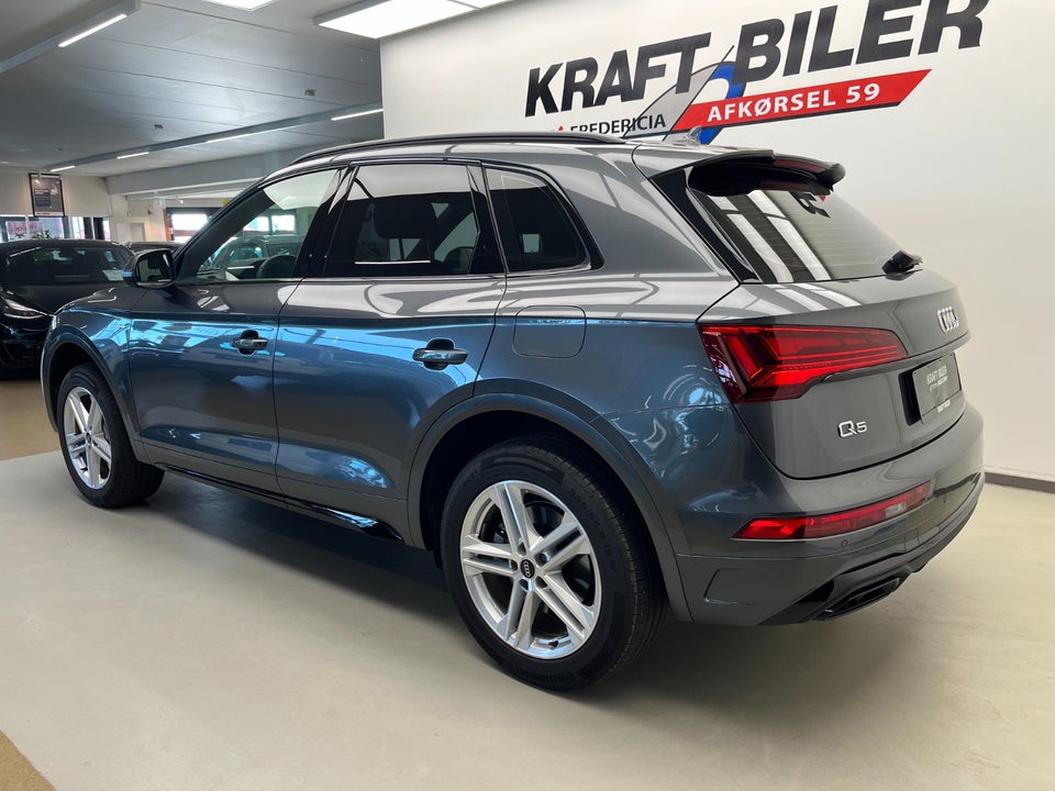 Audi Q5 50 TFSi e S-line quattro S-tr. 5d