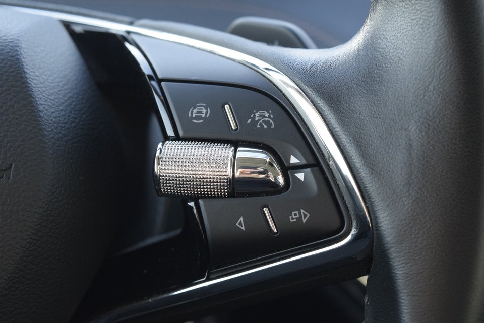 Skoda Enyaq 60 iV Suite 5d