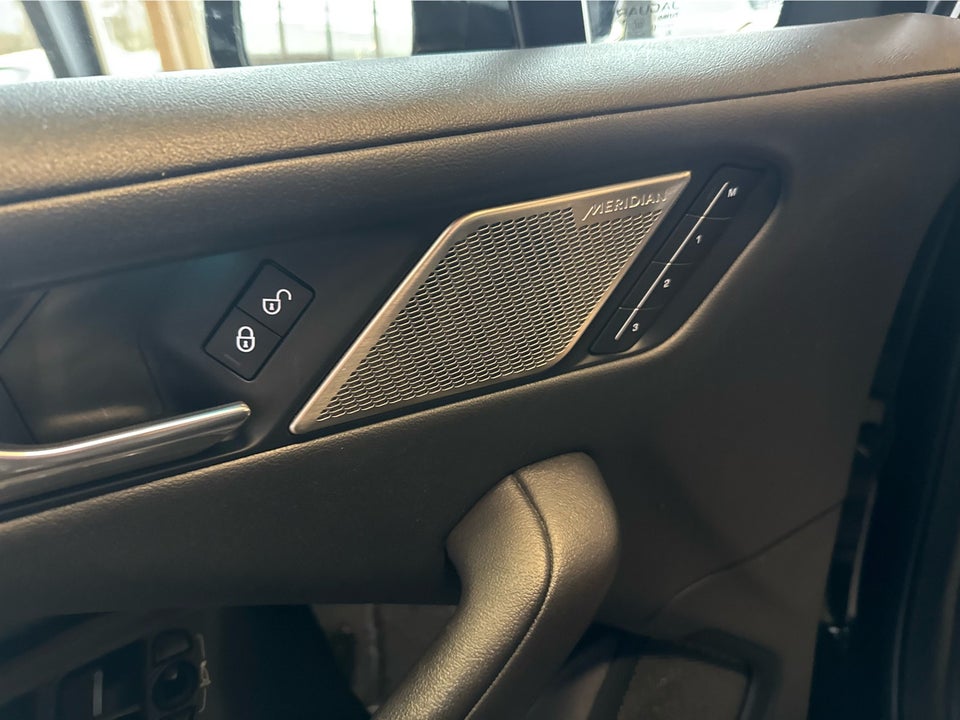 Jaguar I-Pace EV400 SE AWD 5d