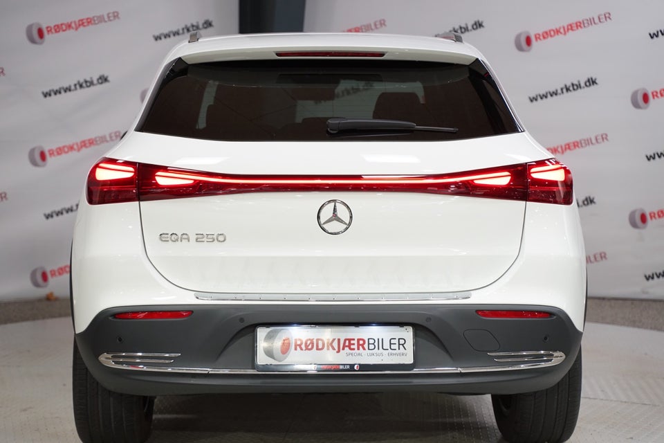 Mercedes EQA250 Progressive 5d