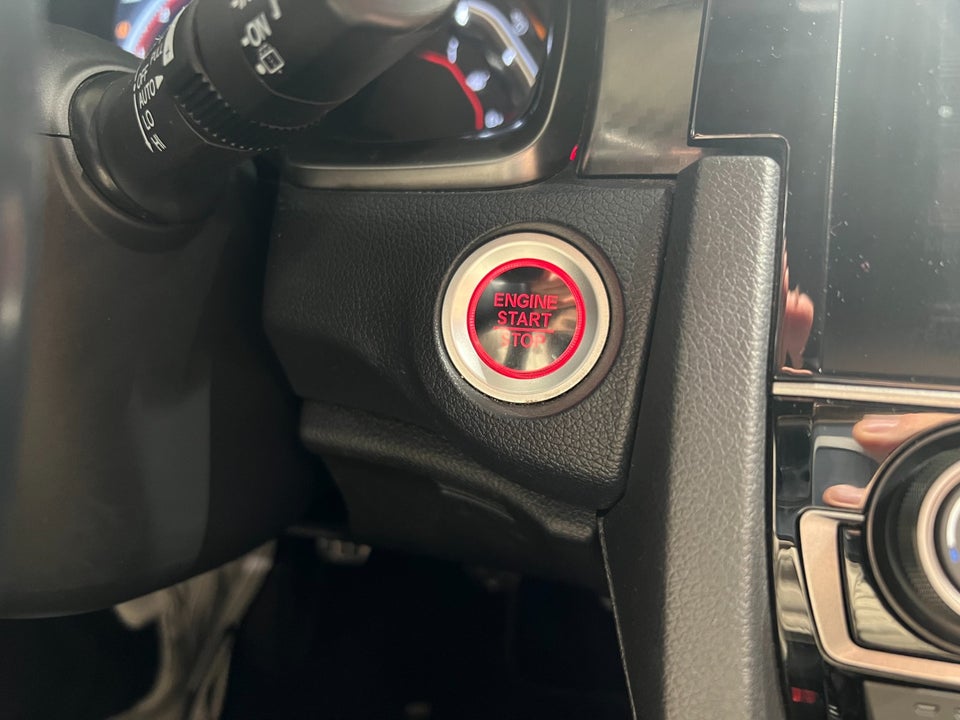 Honda Civic 1,5 VTEC Turbo Comfort 4d