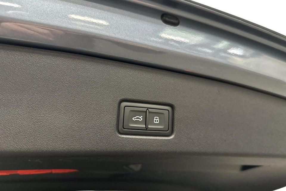 Audi Q4 e-tron 40 Attitude S-line 5d