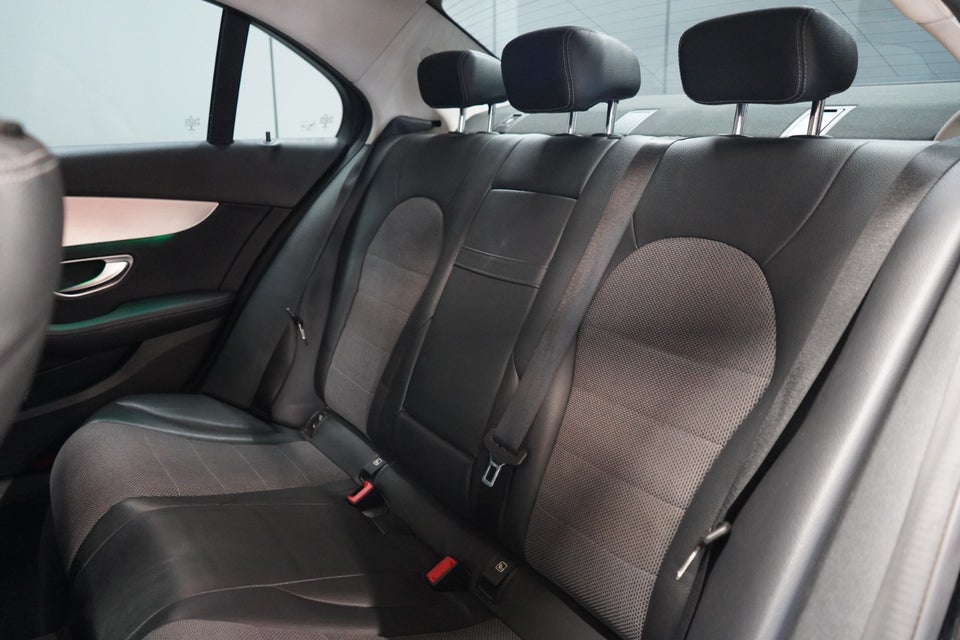 Mercedes C220 d 2,0 Advantage aut. 4d