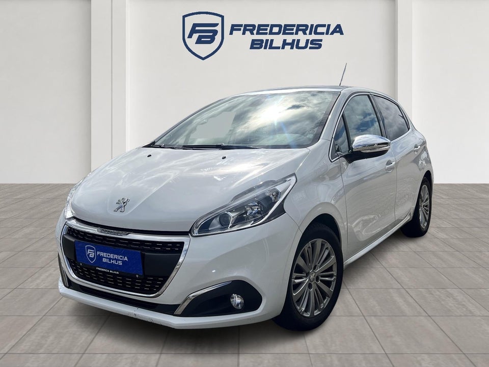 Peugeot 208 1,6 BlueHDi 100 Allure Sky 5d