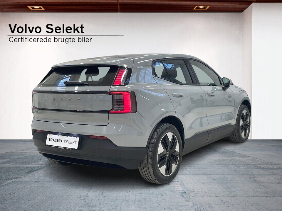 Volvo EX30 Extended Range Core 5d