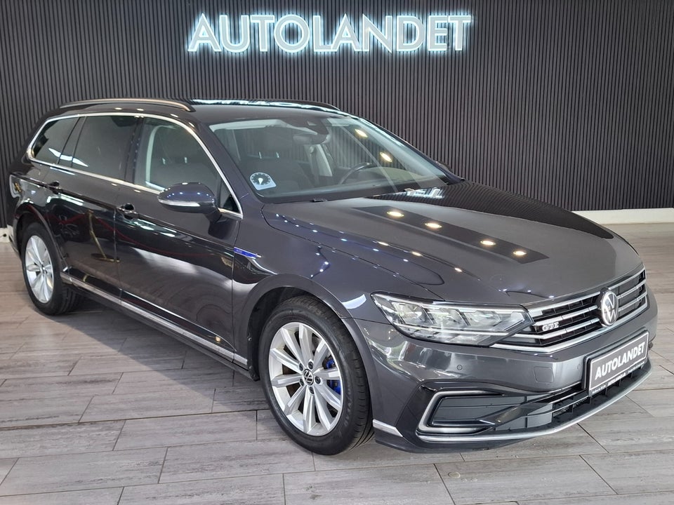 VW Passat 1,4 GTE High Variant DSG 5d