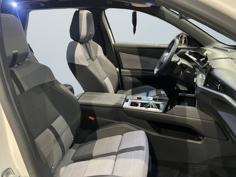 Opel Grandland-e 73 GS Sky 5d