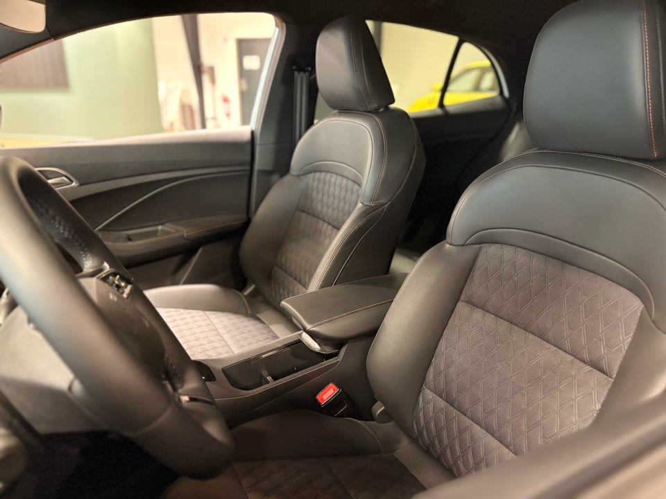 MG 3 1,5 Hybrid+ Luxury 5d