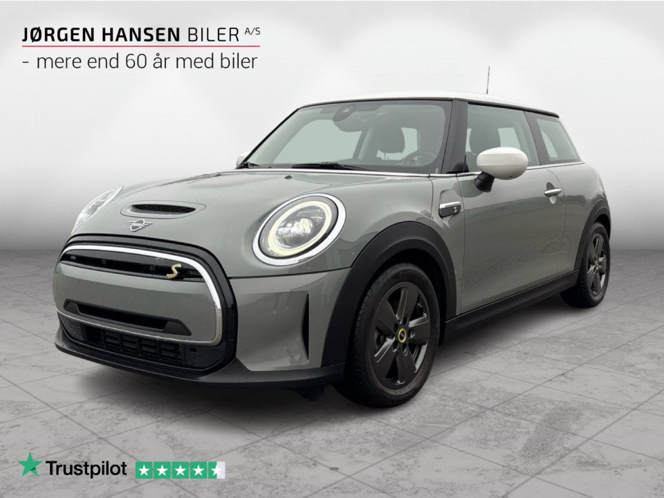 MINI Cooper SE Essential 3d