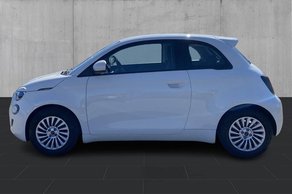 Fiat 500e 42 Icon Plus 3d