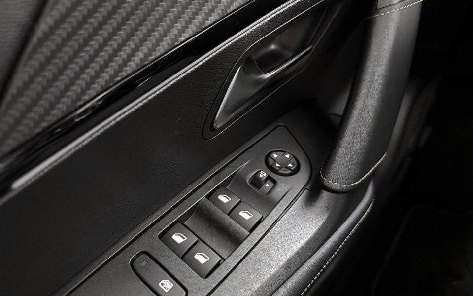 Peugeot e-2008 50 GT 5d