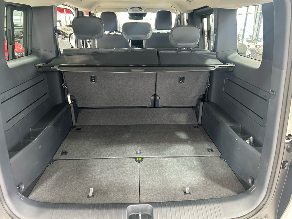 Kia PV5 71 Long Range Prestige 5d