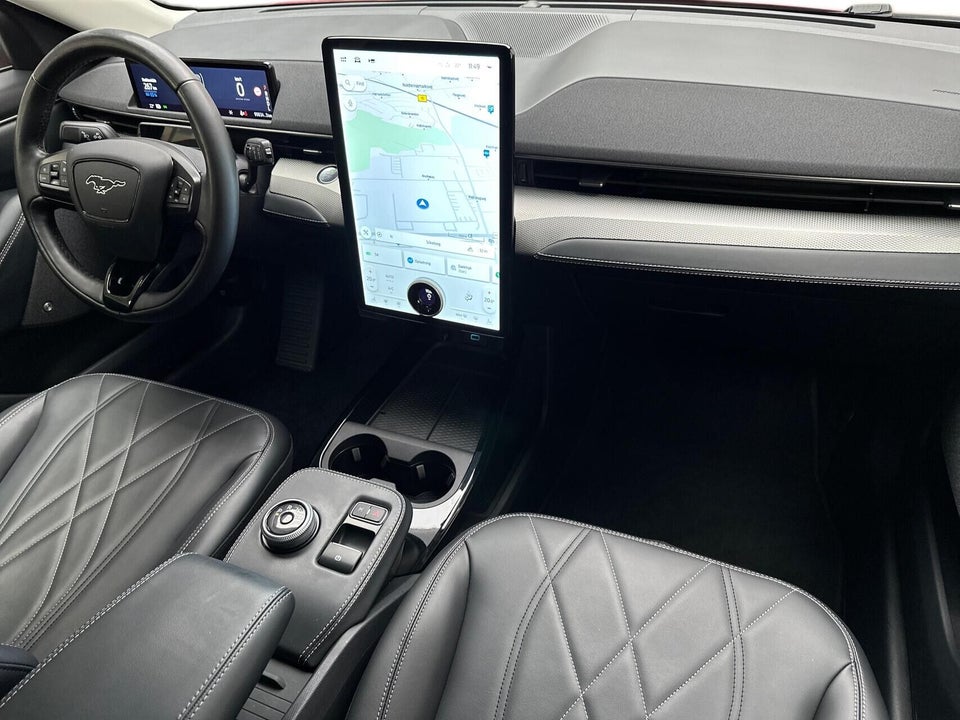 Ford Mustang Mach-E 75 Standard Range 5d