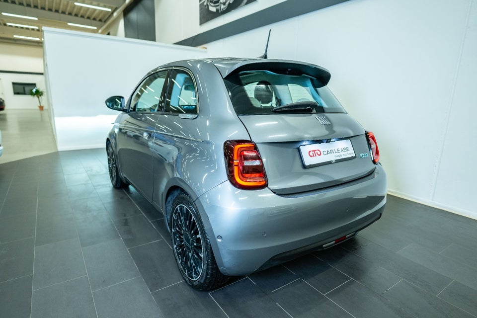 Fiat 500e la Prima Sky 3d