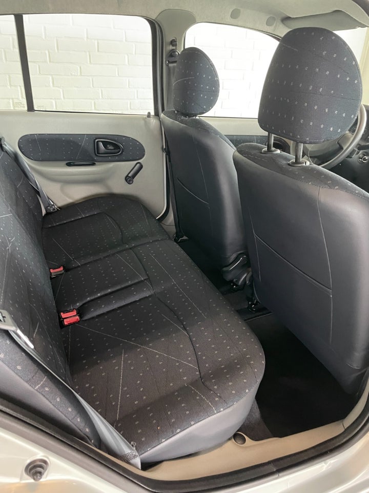 Renault Clio II 1,2 Expression aut. 5d