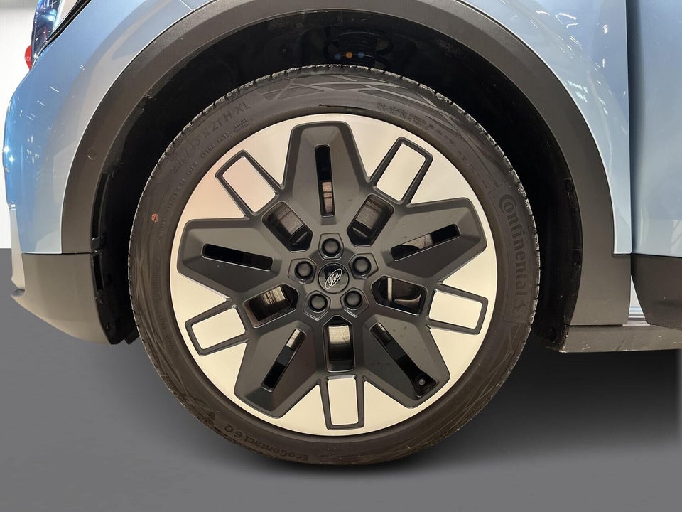 Ford Explorer 82 Premium Extended Range 5d