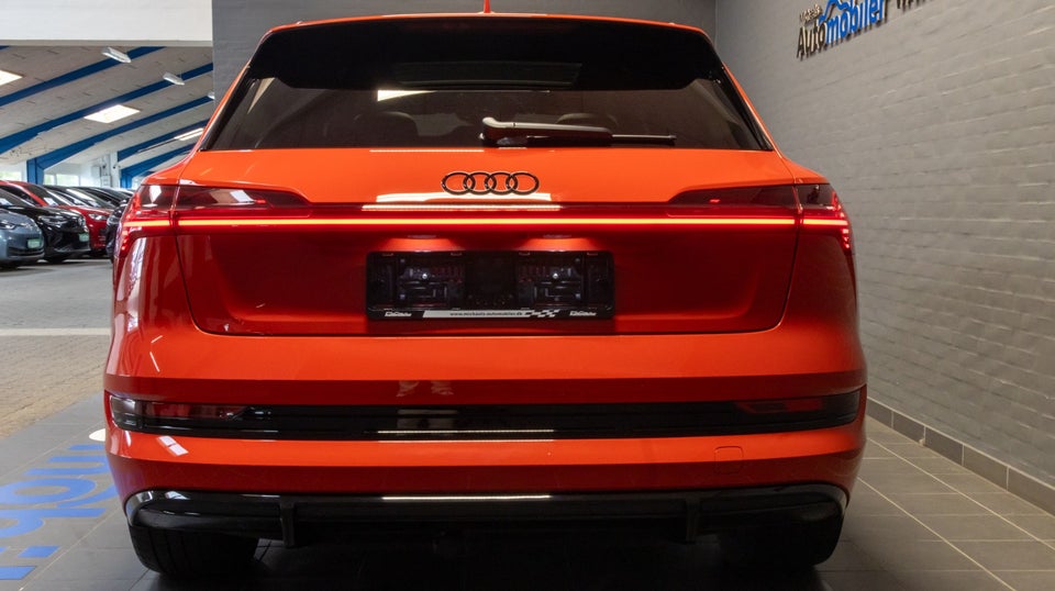 Audi e-tron 55 S-line quattro 5d