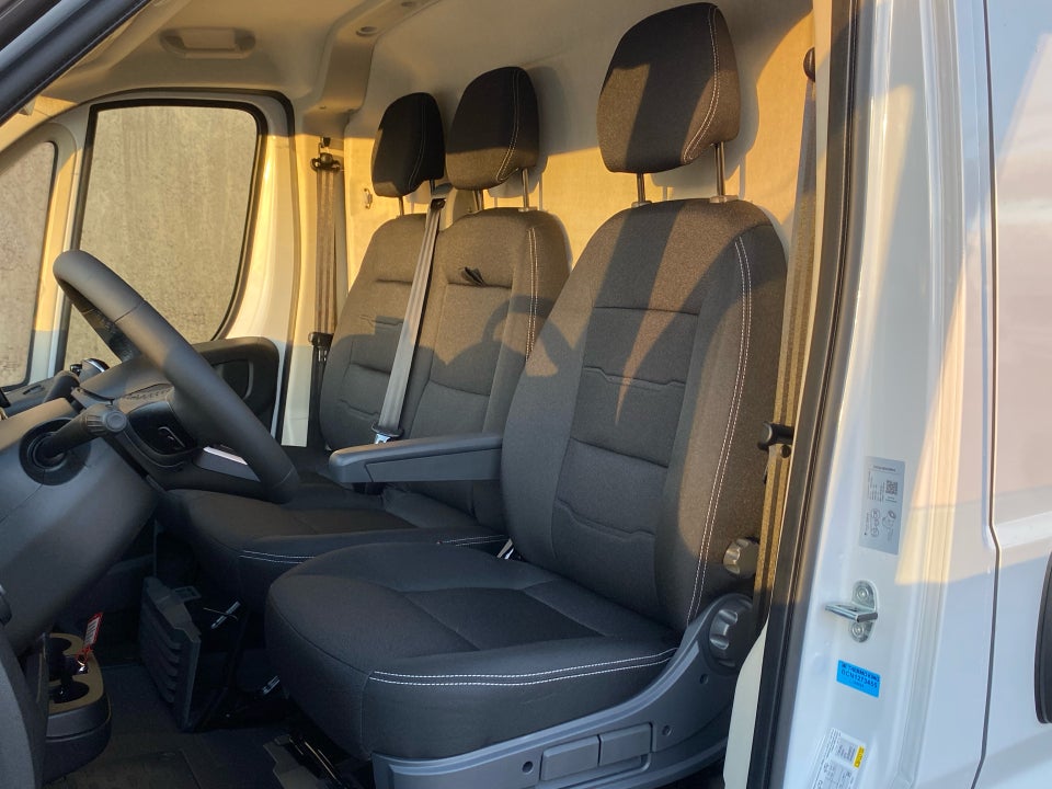 Fiat Ducato 35 Maxi 2,2 MJT 180 Kassevogn L3H2 Pro+ aut.