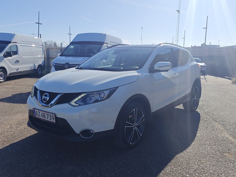 Nissan Qashqai 1,6 dCi 130 Tekna X-tr. 5d