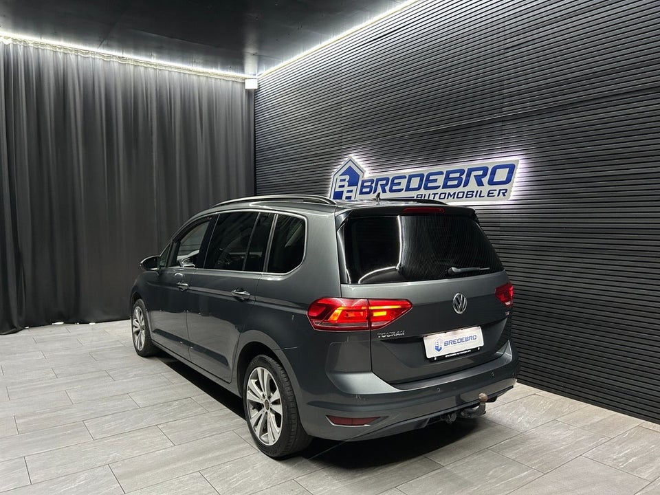 VW Touran 1,6 TDi 115 Comfortline DSG 7prs 5d