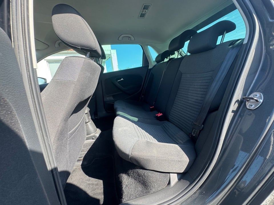VW Polo 1,6 TDi 90 Trendline DSG 5d