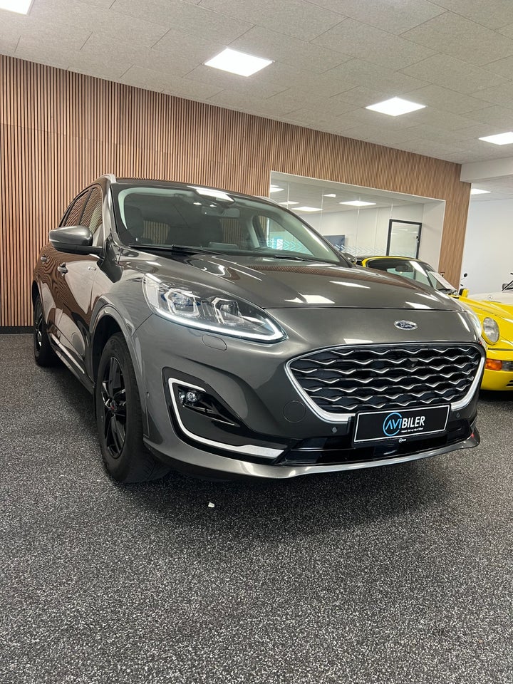 Ford Kuga 2,5 PHEV Vignale CVT 5d