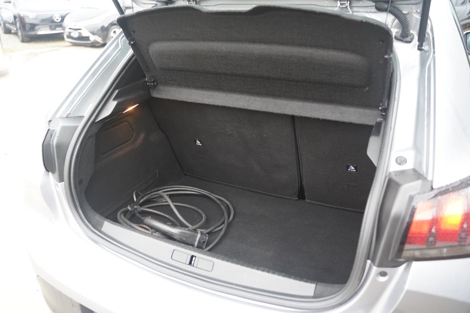 Peugeot e-208 50 Allure 5d