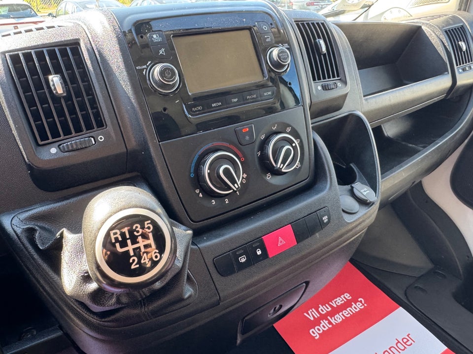 Citroën Jumper 33 2,0 BlueHDi 160 Kassevogn L2H2