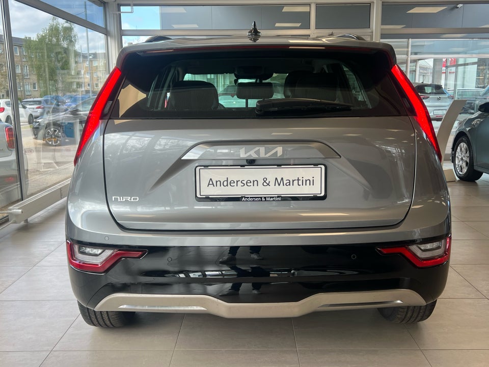 Kia Niro 64 EV Prestige 5d