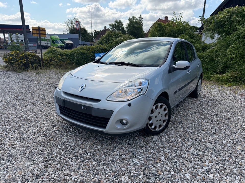 Renault Clio III 1,5 dCi 75 Authentique 5d