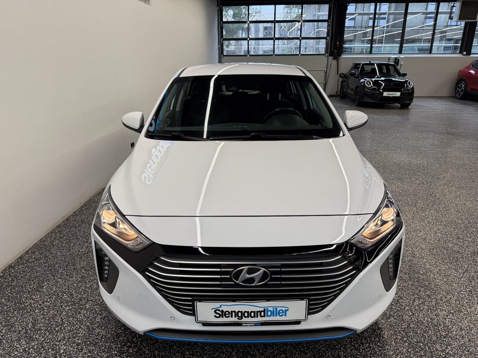 Hyundai Ioniq 1,6 PHEV Premium DCT 5d