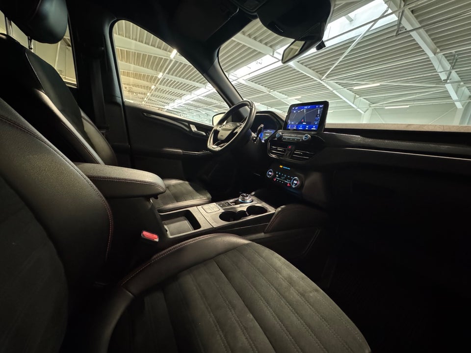 Ford Kuga 2,5 PHEV ST-Line X CVT 5d