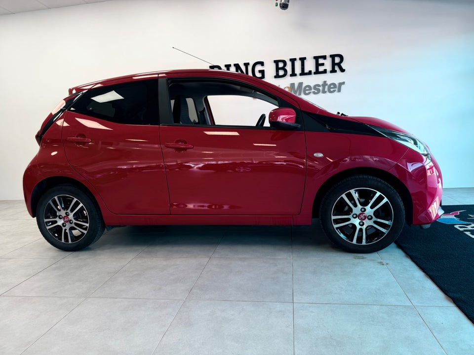 Toyota Aygo 1,0 VVT-i x-pression 5d