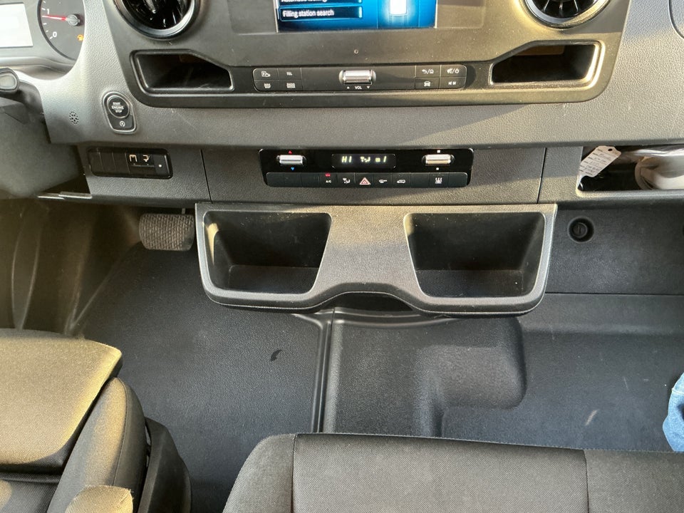 Mercedes Sprinter 317 2,0 CDi A3 Alukasse m/lift aut. RWD 2d