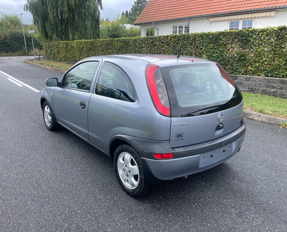 Opel Corsa 1,2 16V Comfort 3d