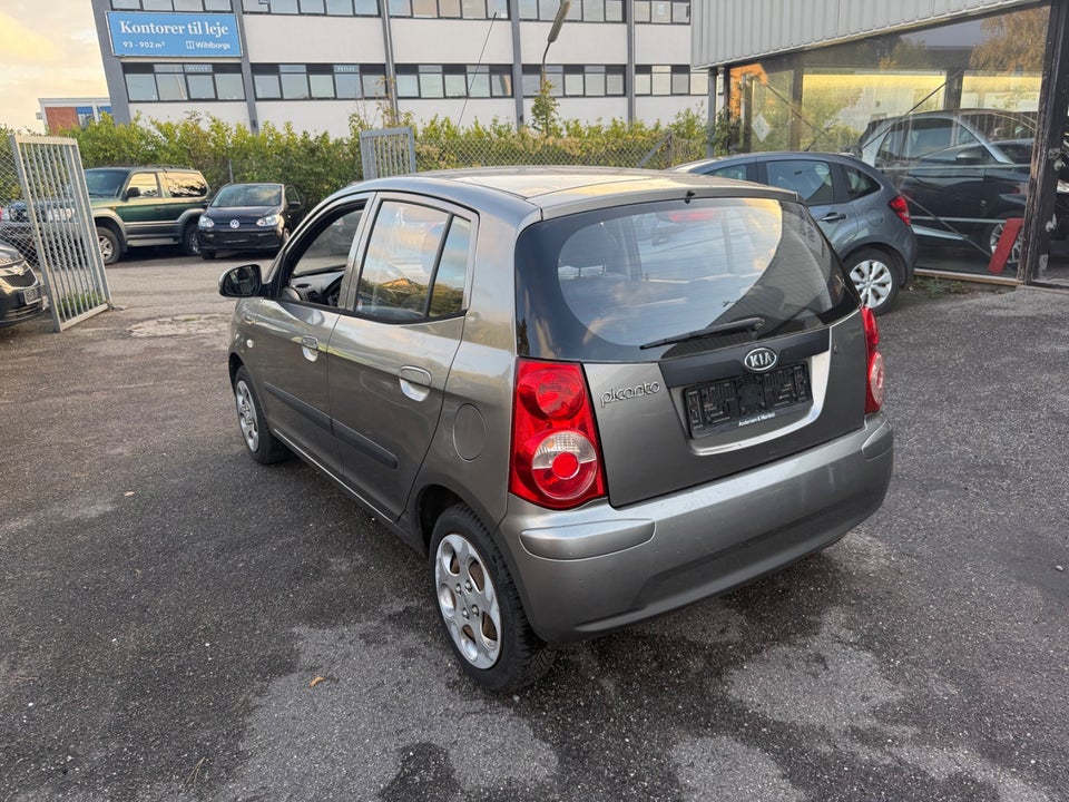 Kia Picanto 1,1 Fresh 5d