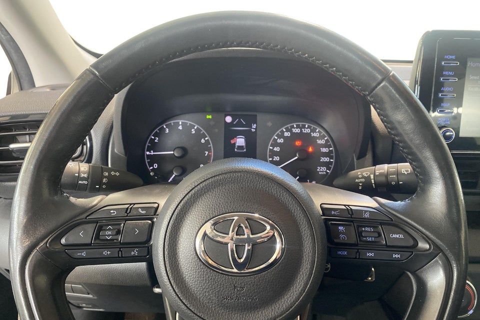 Toyota Yaris 1,5 Active Tech+ CVT 5d